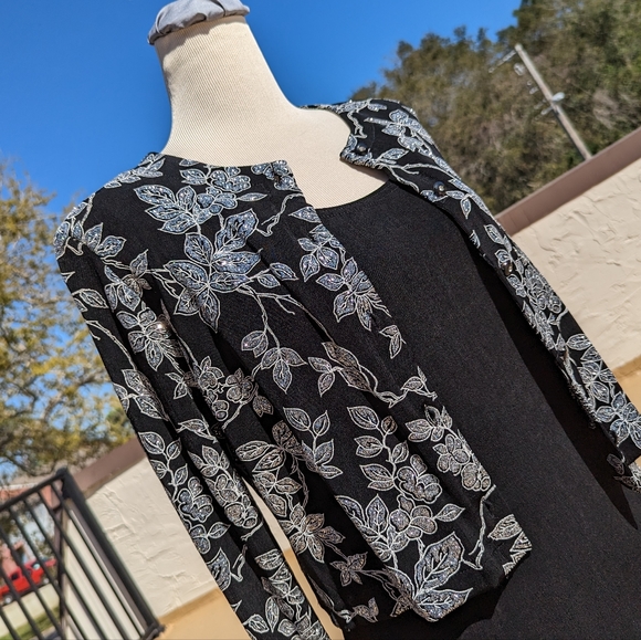 Ronnie Nicole 2 Piece Formal Floor Length Dress / Jacket Set - Size 10 - Picture 7 of 14